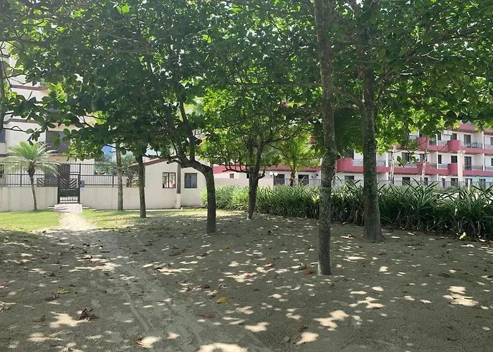 Condomínio Maitinga.  Bertioga